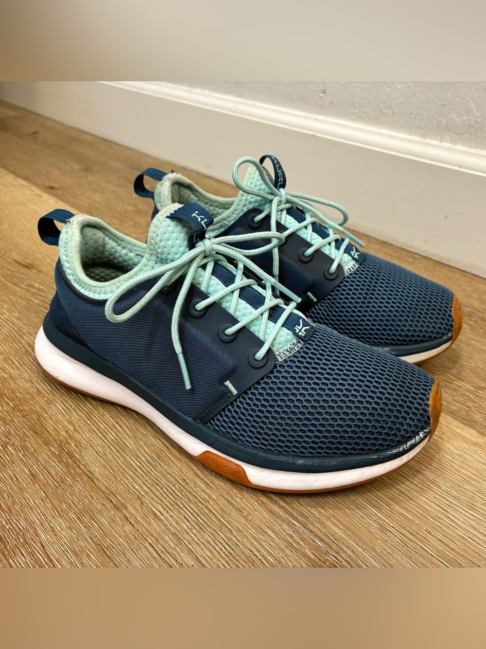 Kuru Atom Athletic Sneakers "Tidal Wave" Navy Blue Mesh Women’s US 7 EU 37.5